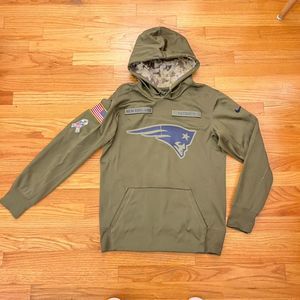 NIKE New England Patriots Salute Service 2019 Camo Hoodie